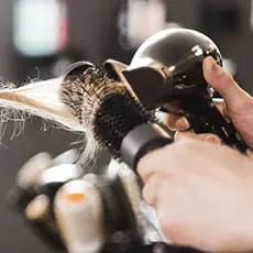 Follow @namesalon on Instagram - 天天盈球